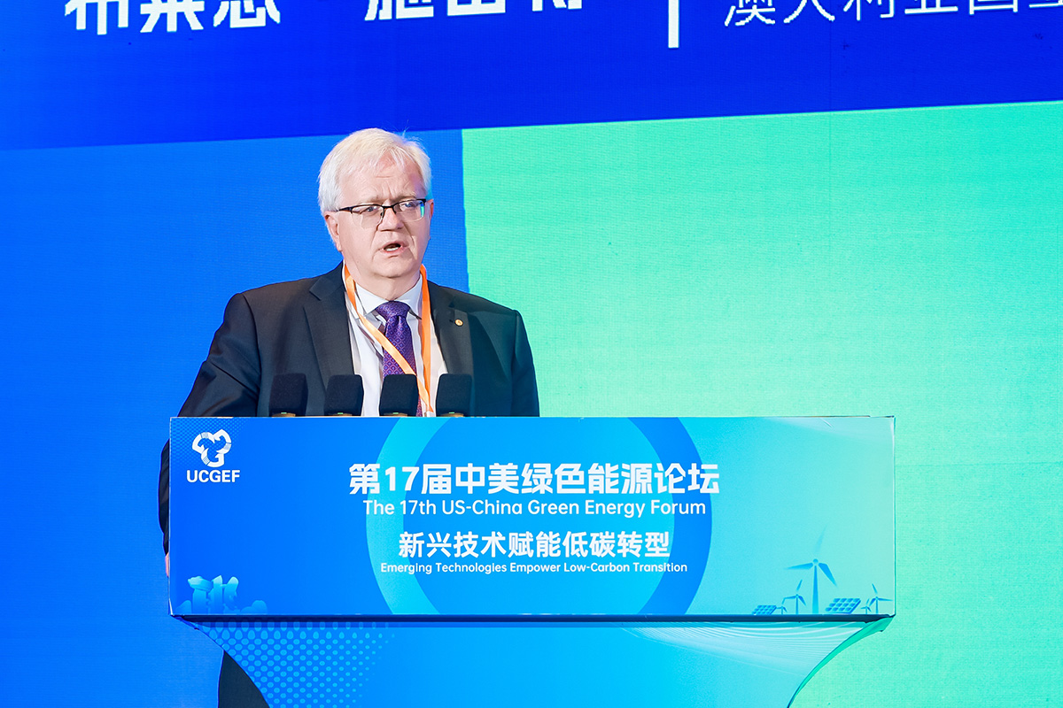 诺奖得主、澳大利亚科学院院士Brian Schmidt